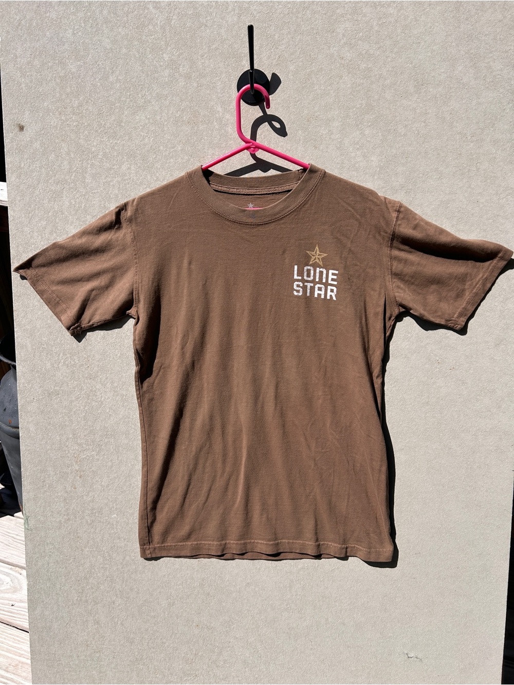 Brown Tee lone star small pull in bottom back ! New no tags mens size small #484
